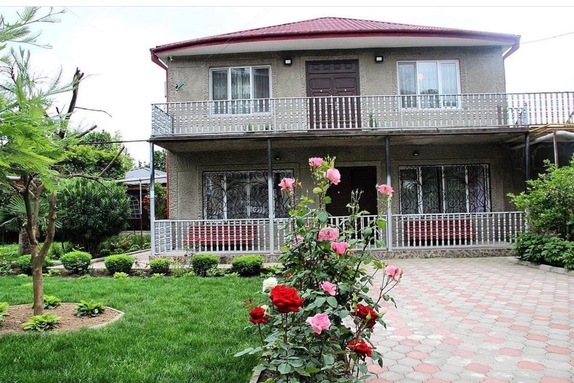 Hotel Oniks คูทายสิ ภายนอก รูปภาพ