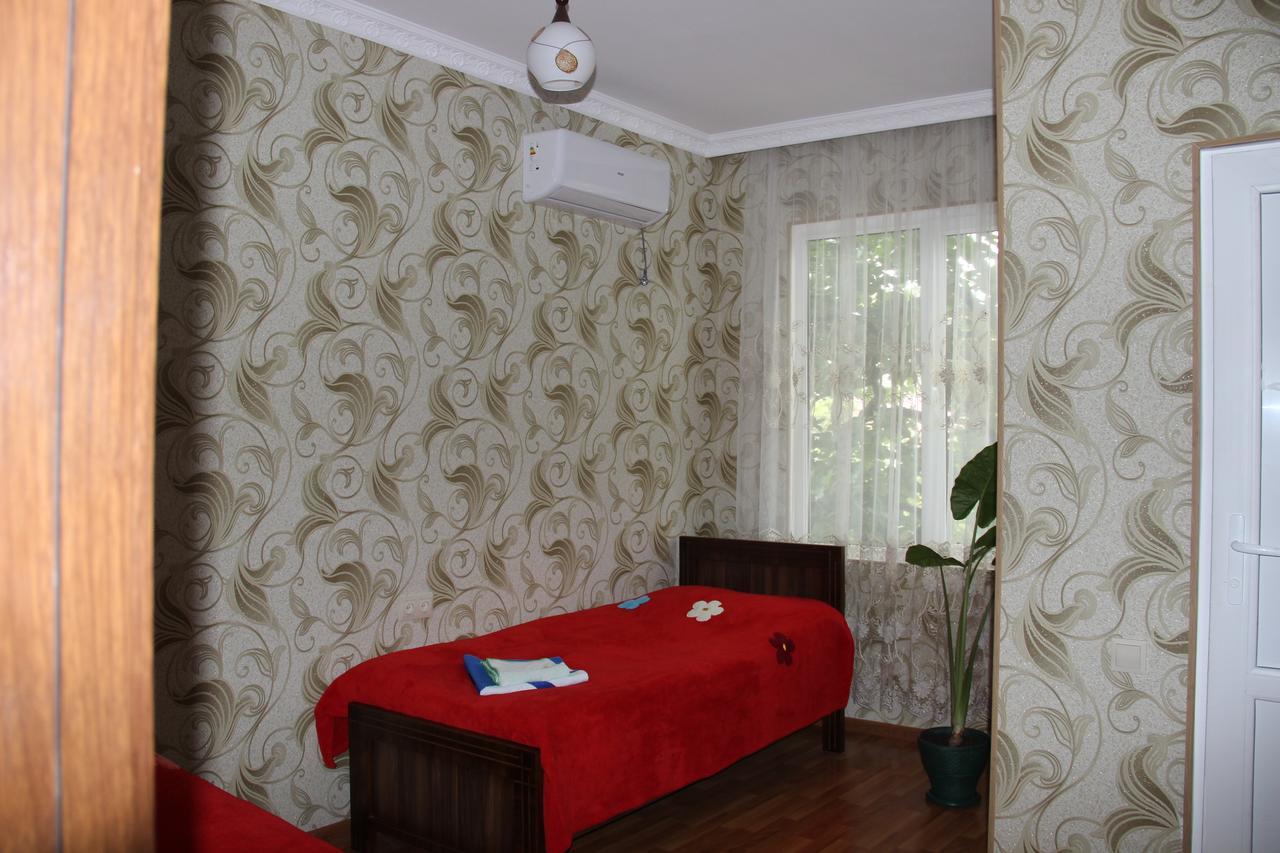 Hotel Oniks คูทายสิ ภายนอก รูปภาพ
